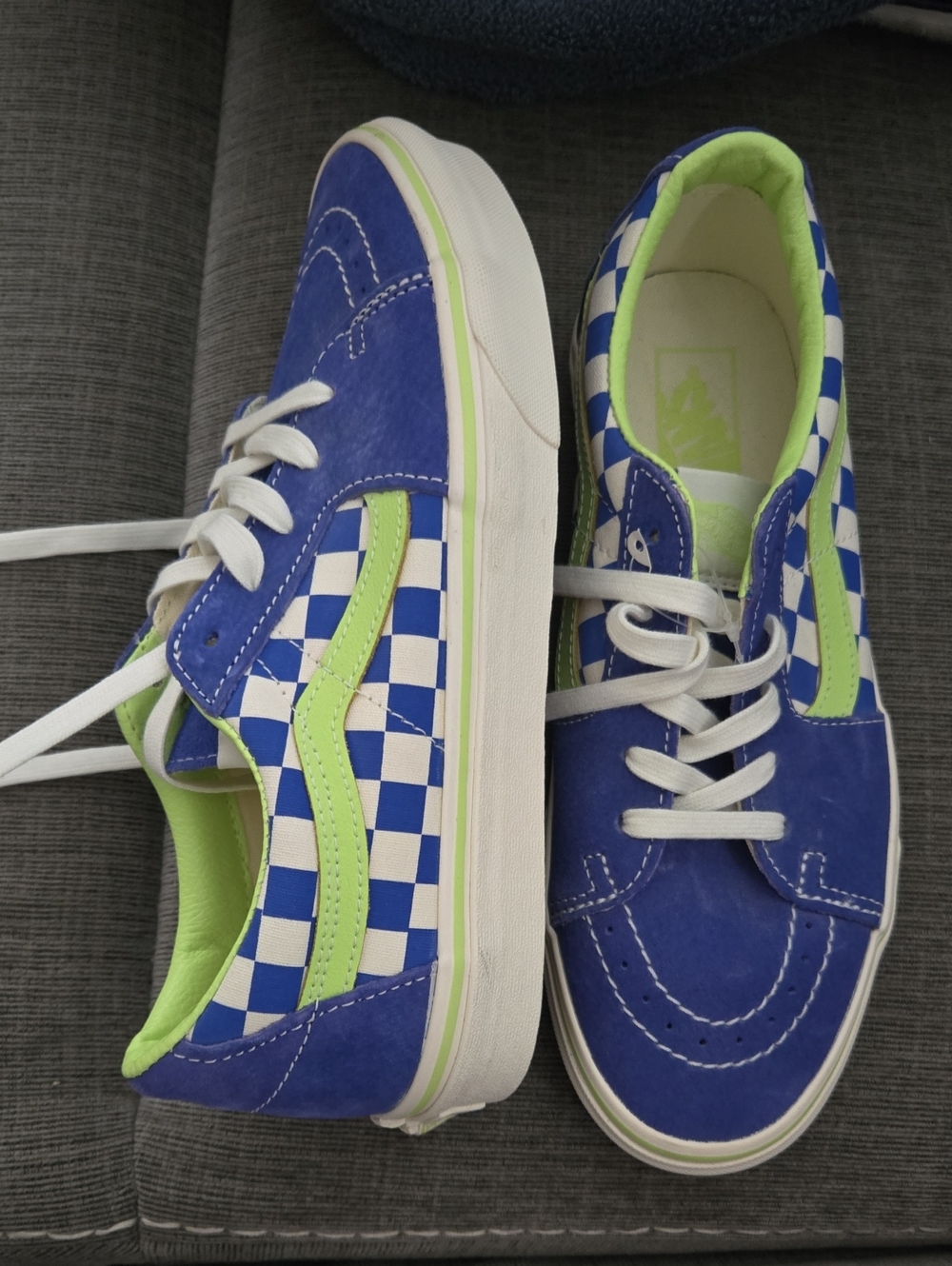 Vans Checkerboard Low-Top Sneakers in Blue and Lime - Picture 4 of 7